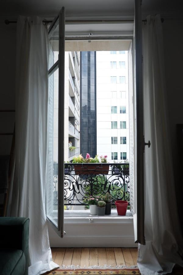Eiffel Tower Appartment Paris Exterior foto